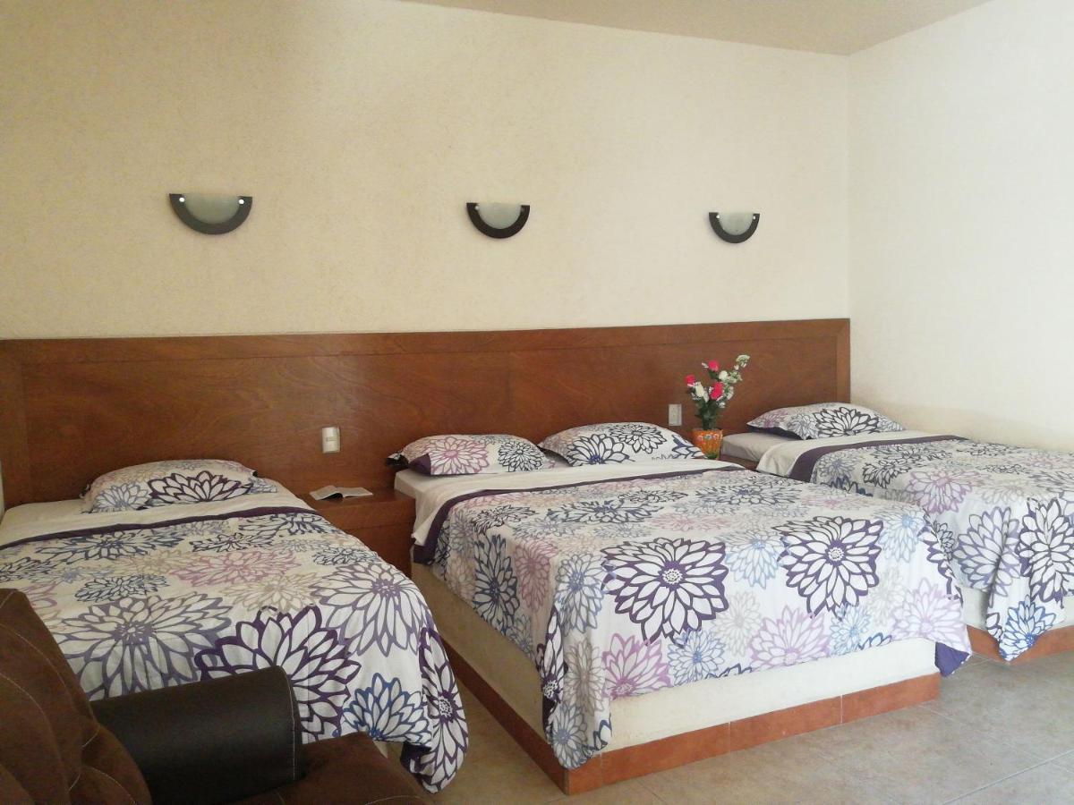 Hotel Cuauhtemoc Querétaro Esterno foto