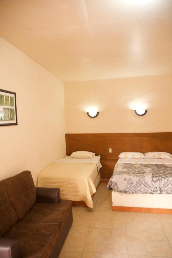 Hotel Cuauhtemoc Querétaro Esterno foto