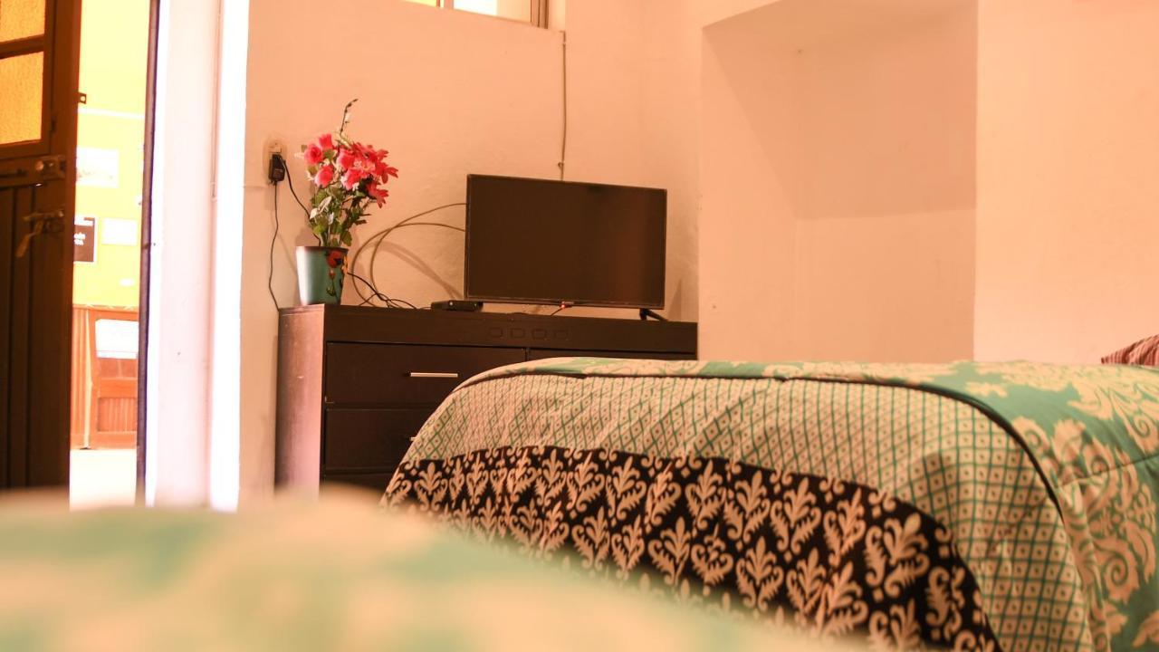 Hotel Cuauhtemoc Querétaro Esterno foto